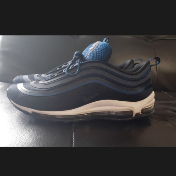 Air max 97 *NEED IT GOND FAST* - Picture 2 of 7